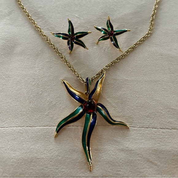 D'Orlan Jewelry - Vintage D'Orlan Gold Holiday Statement Necklace & Earrings Set